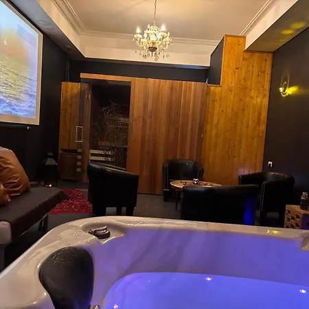 Ξενοδοχείο ημιδιαμονής Diane Luxury 1