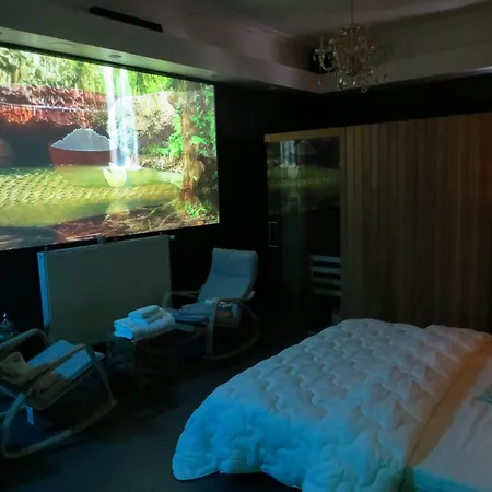 Love hotel Diane Luxury 1