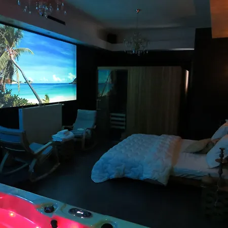 Love hotel Diane Luxury 1 3*