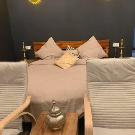 Diane Luxury 1 Ρουμπαί