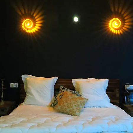Diane Luxury 1 Love hotel 3*