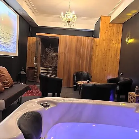 Diane Luxury 1